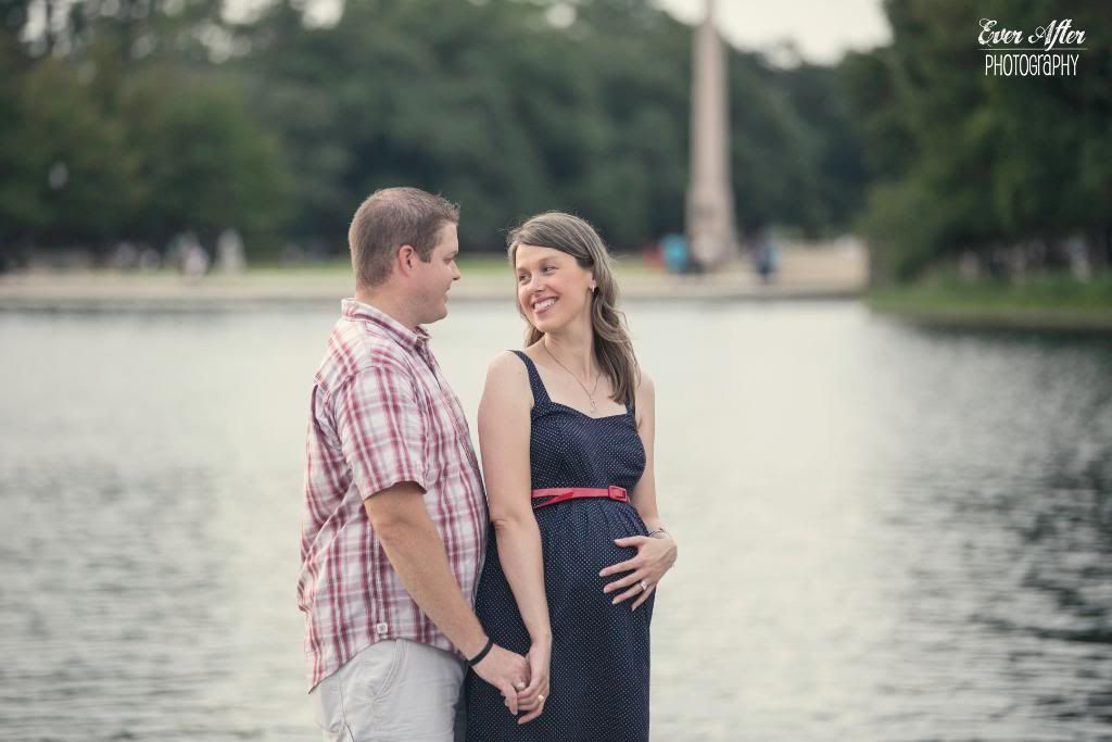 Ever After Photography Sommerfield Maternity {Houston Zoo, Freebirds, and Amy's Ice Cream!}